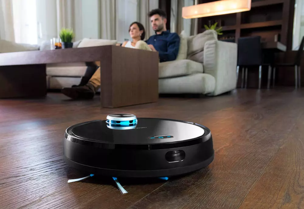 cleaning vacuum robot